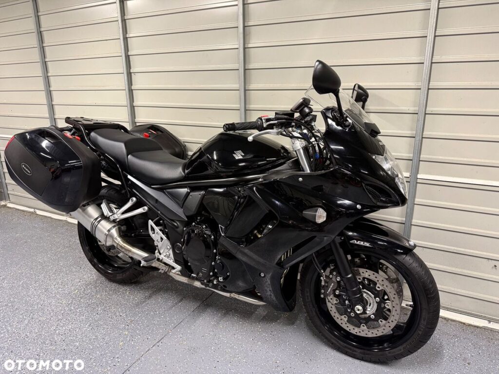 Suzuki GSX