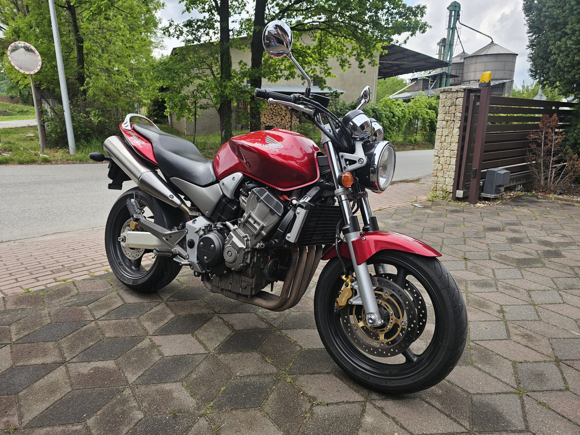 Honda Hornet 900
